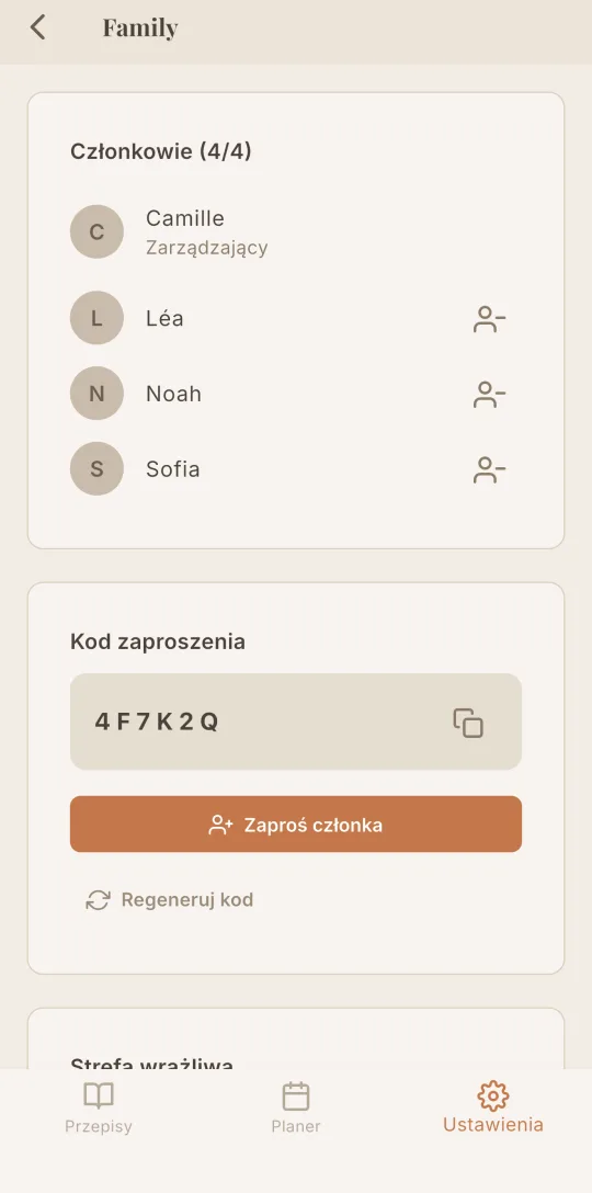 Ekran Family w Cookfolio: członkowie domu i kod zaproszenia.